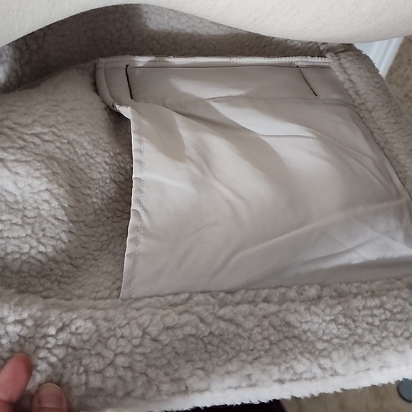 Faux Suede SHERPA LINED WOMEN'S VEST - Picture 5 of 11